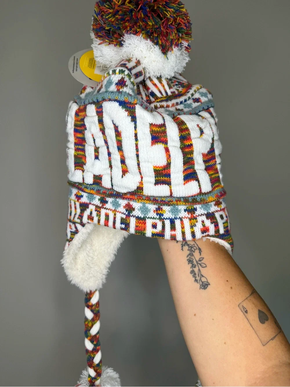 Robin Ruth Philadelphia Winter Hat Pom Pom Ski Beanie NWT